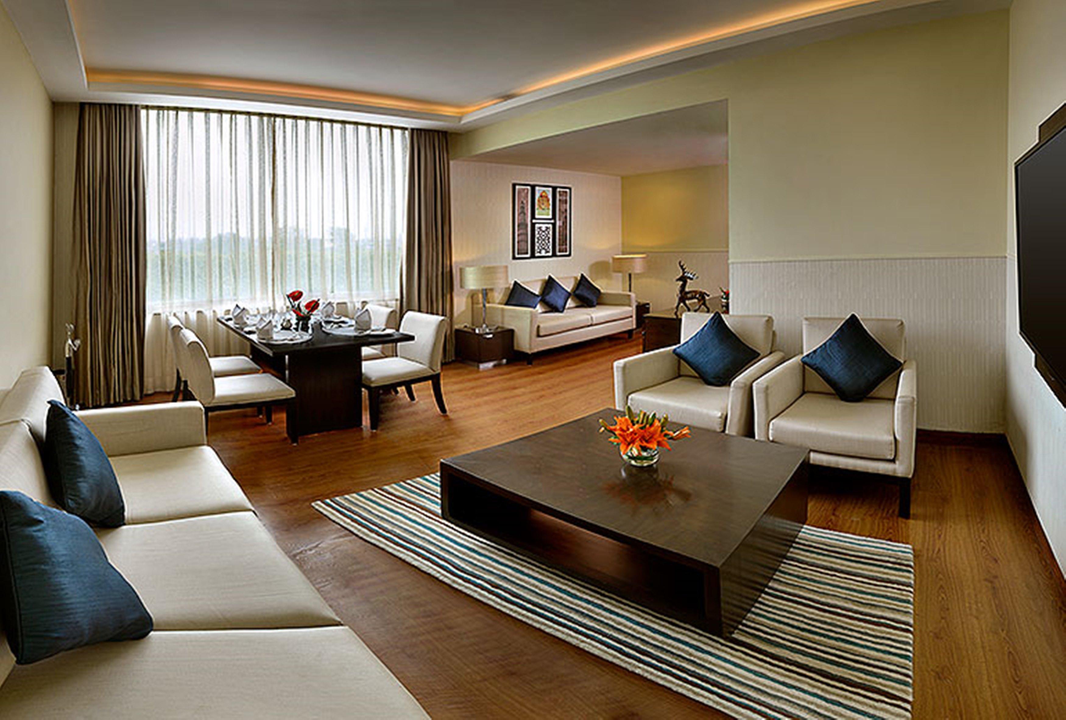 Four Points By Sheraton New Delhi, Airport Highway Exterior foto