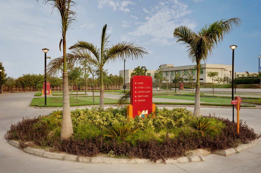 Four Points By Sheraton New Delhi, Airport Highway Exterior foto
